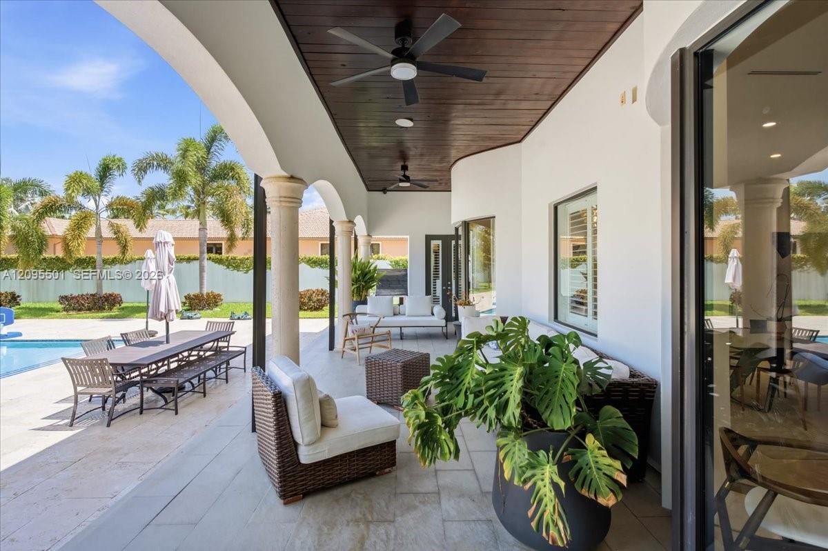 331 SW 124th Ave