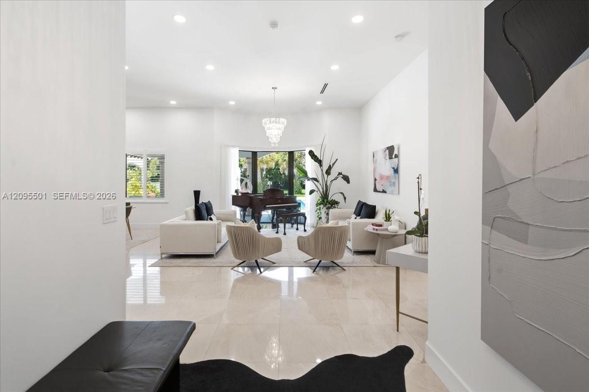 331 SW 124th Ave