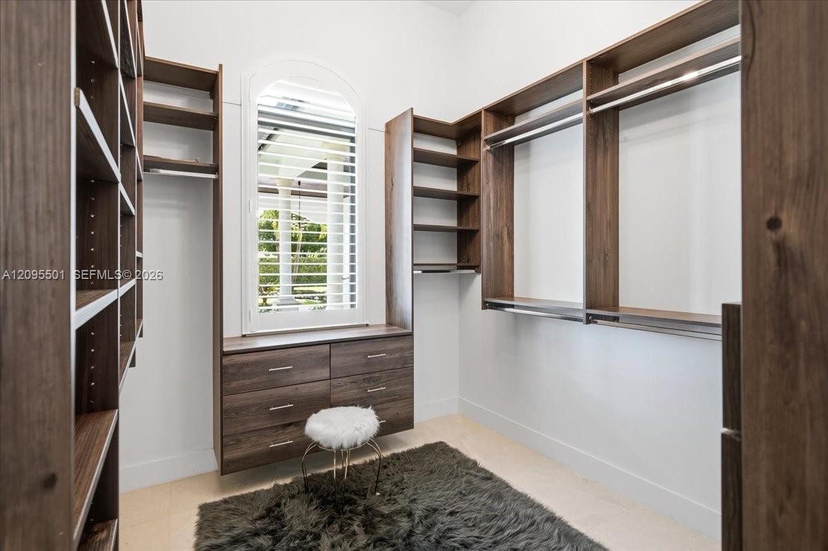 331 SW 124th Ave