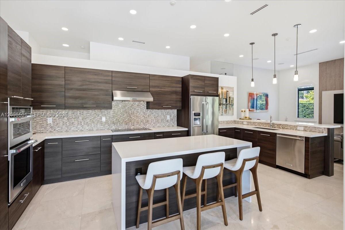 331 SW 124th Ave