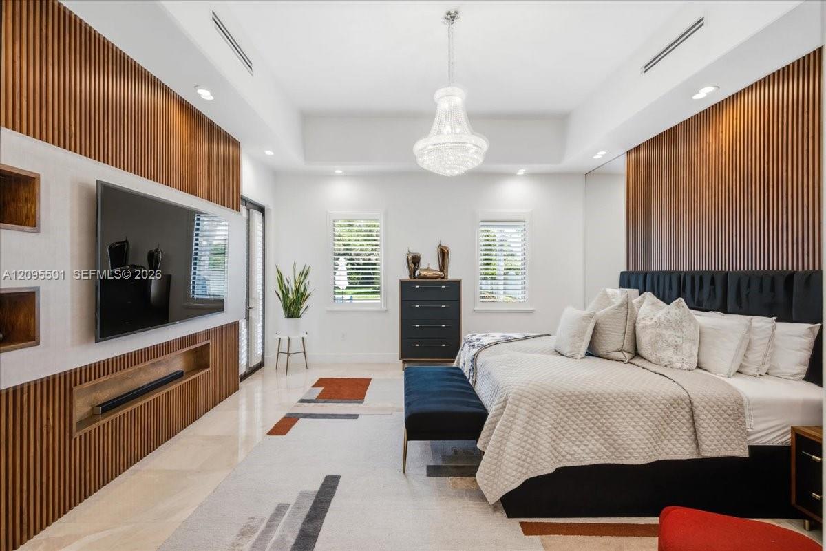 331 SW 124th Ave