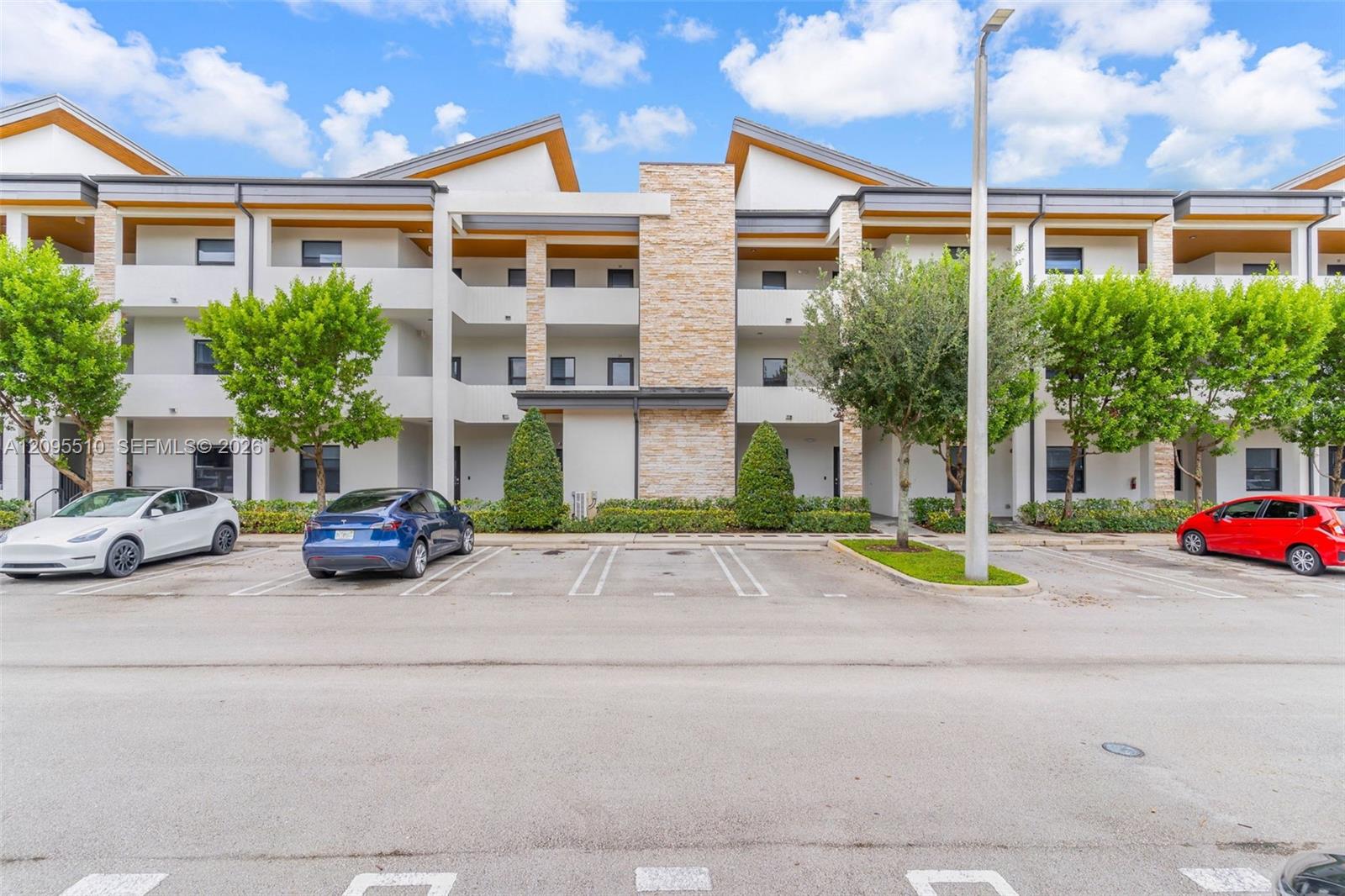 7815 NW 104th Ave # 21