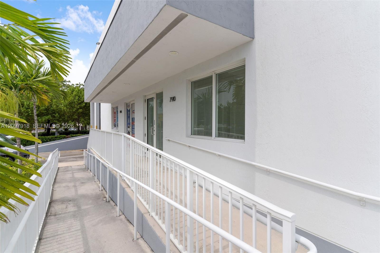7900 NW 71st St