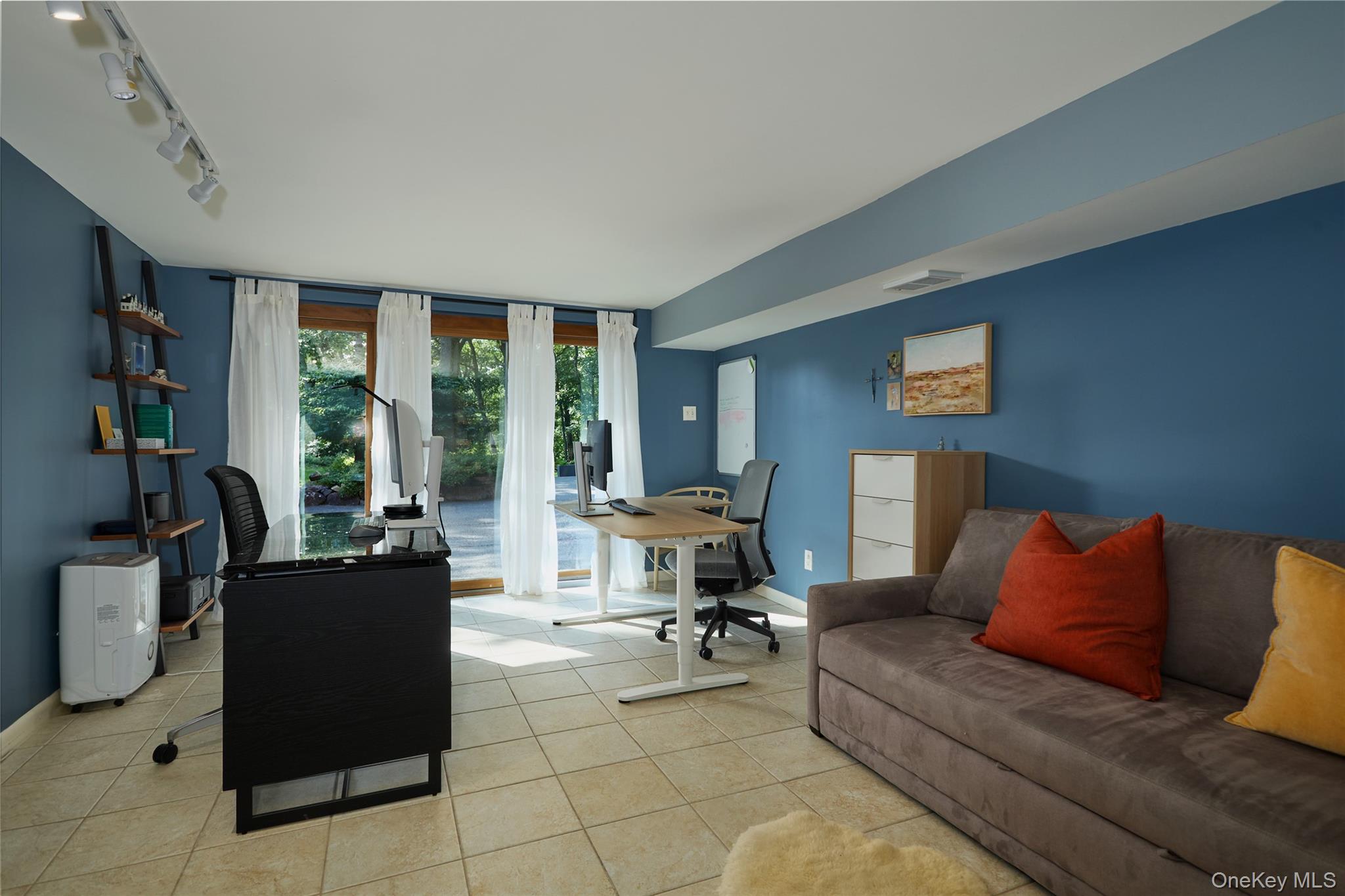 68 Spice Bush Lane