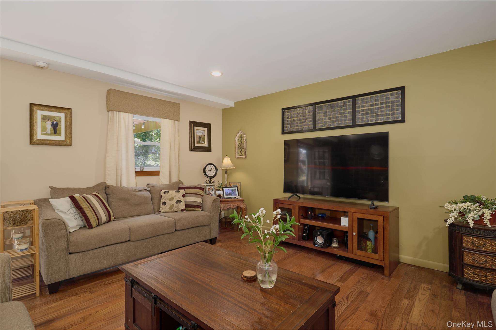 140 Nardin Road