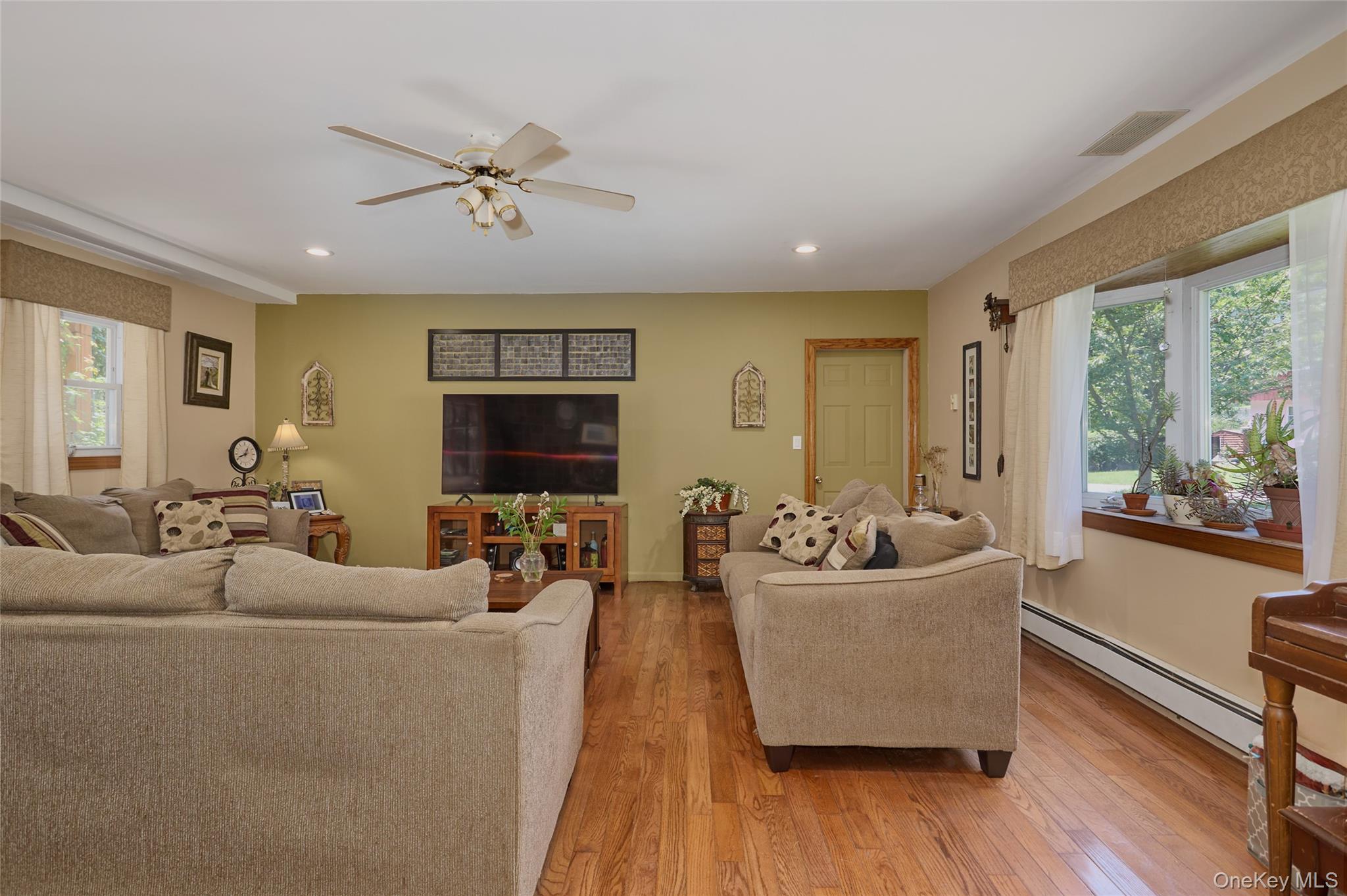 140 Nardin Road