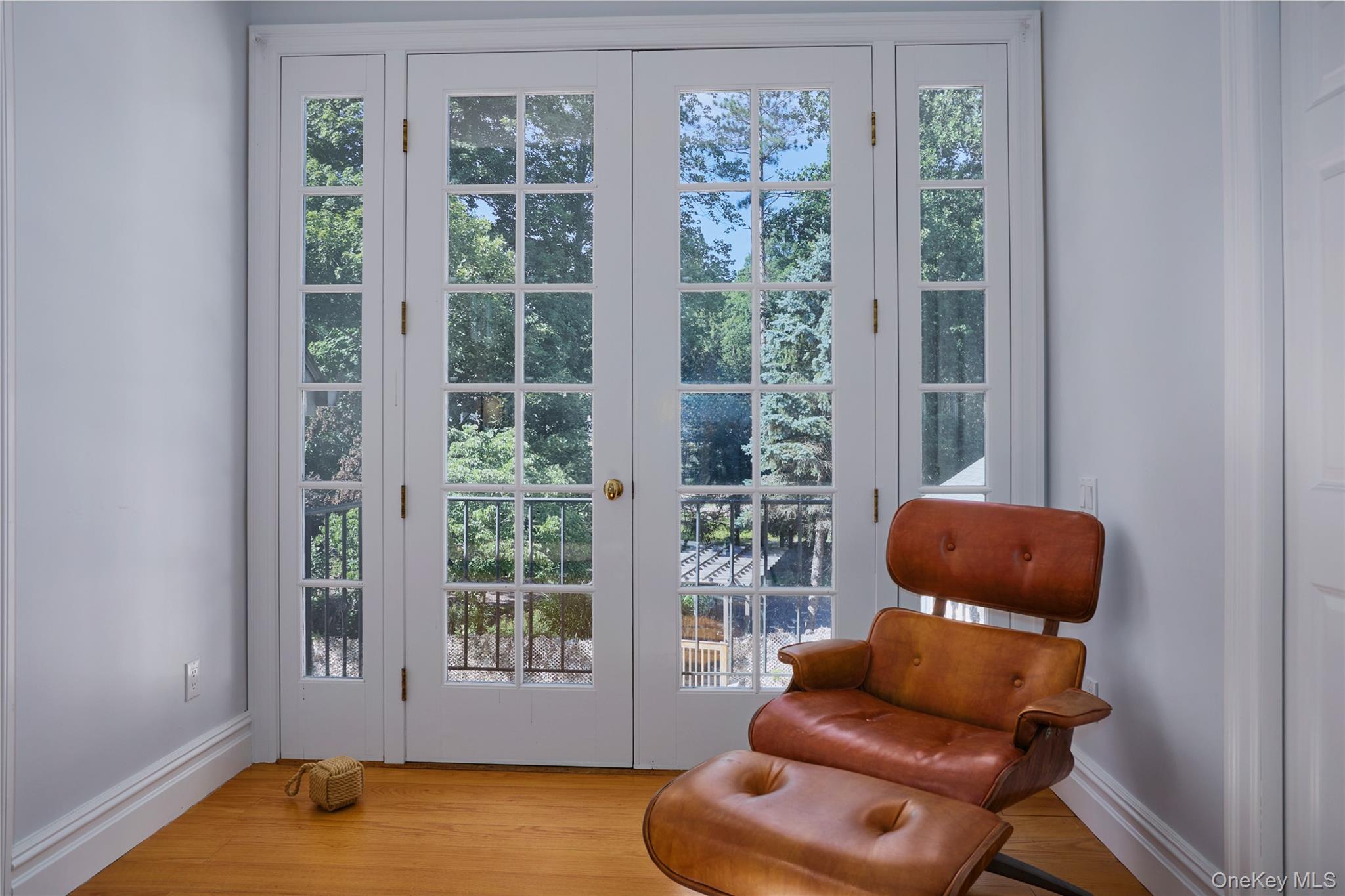 102 W Lake Road