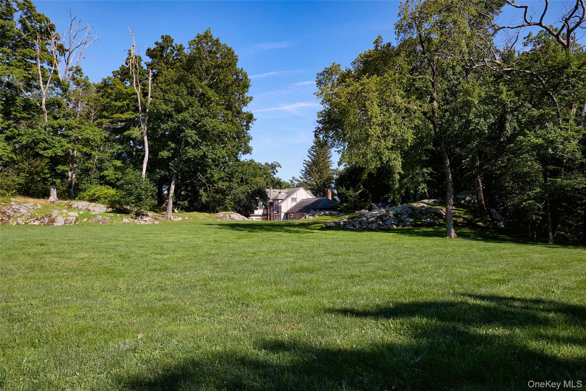 102 W Lake Road