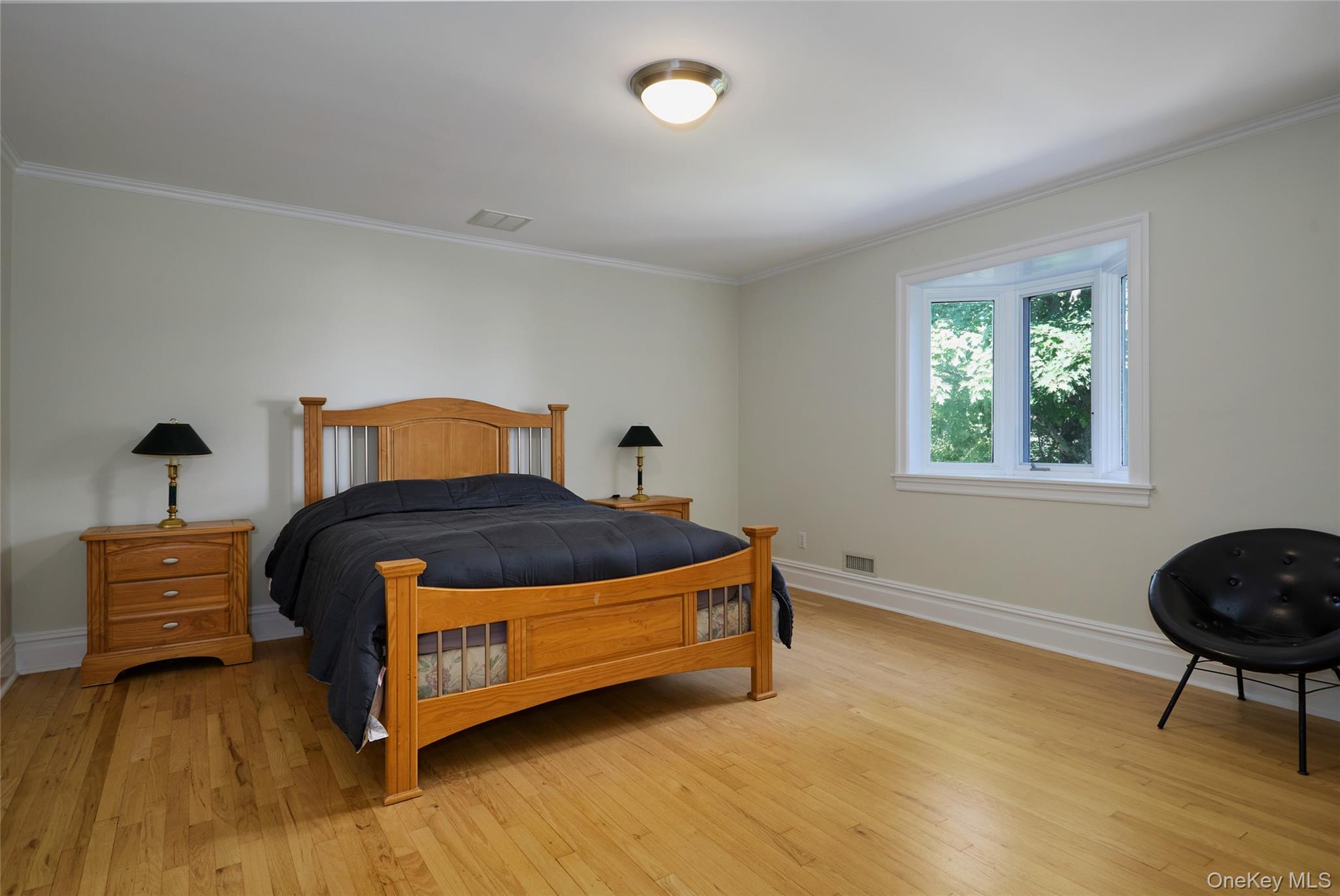 102 W Lake Road