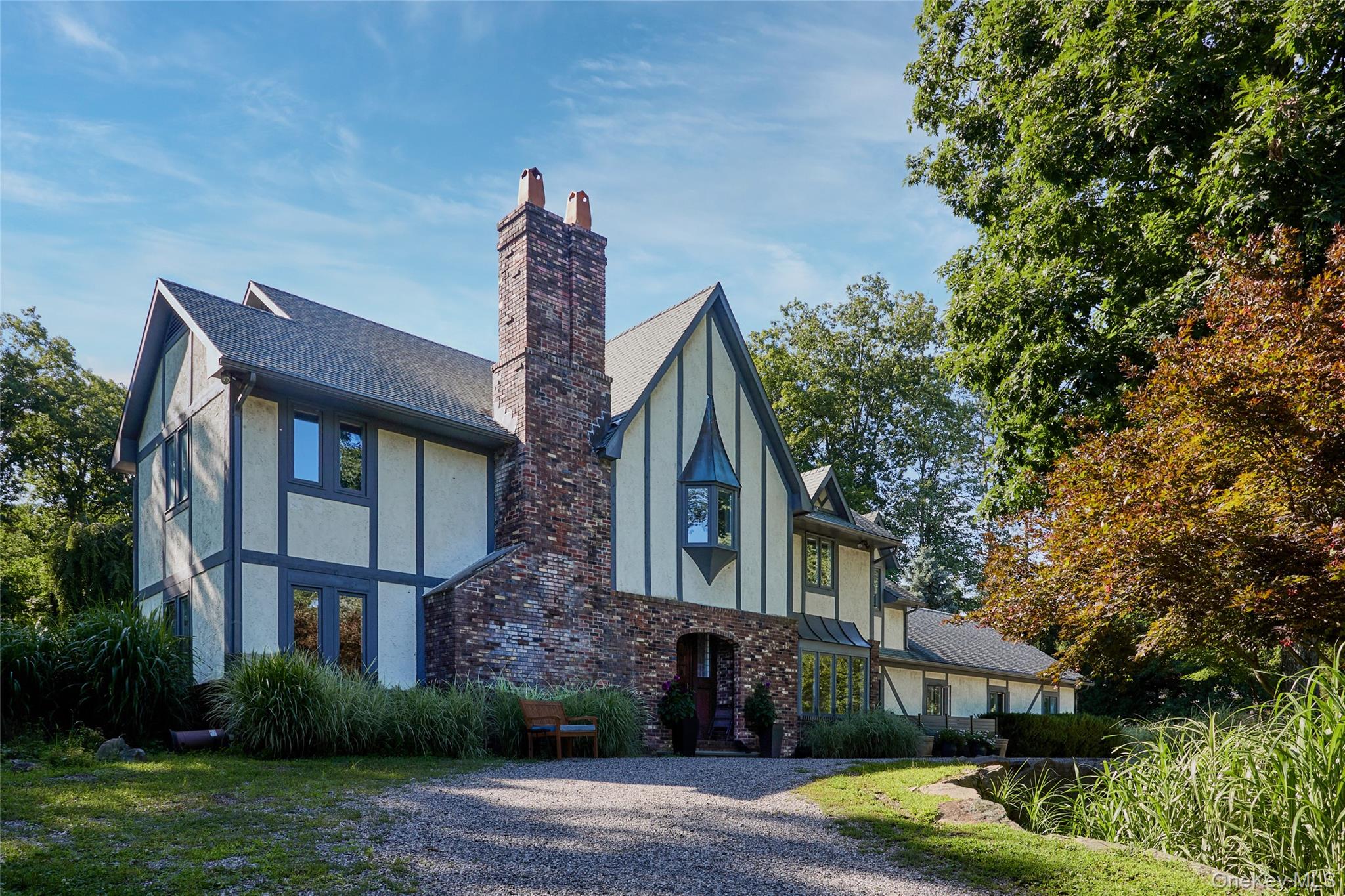 102 W Lake Road