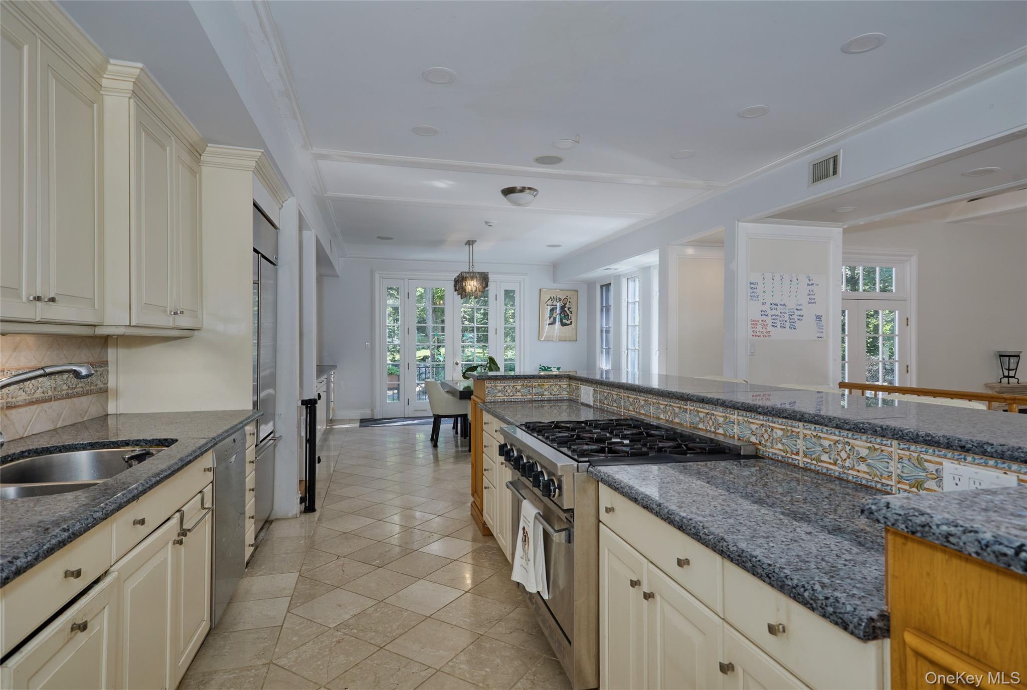 102 W Lake Road