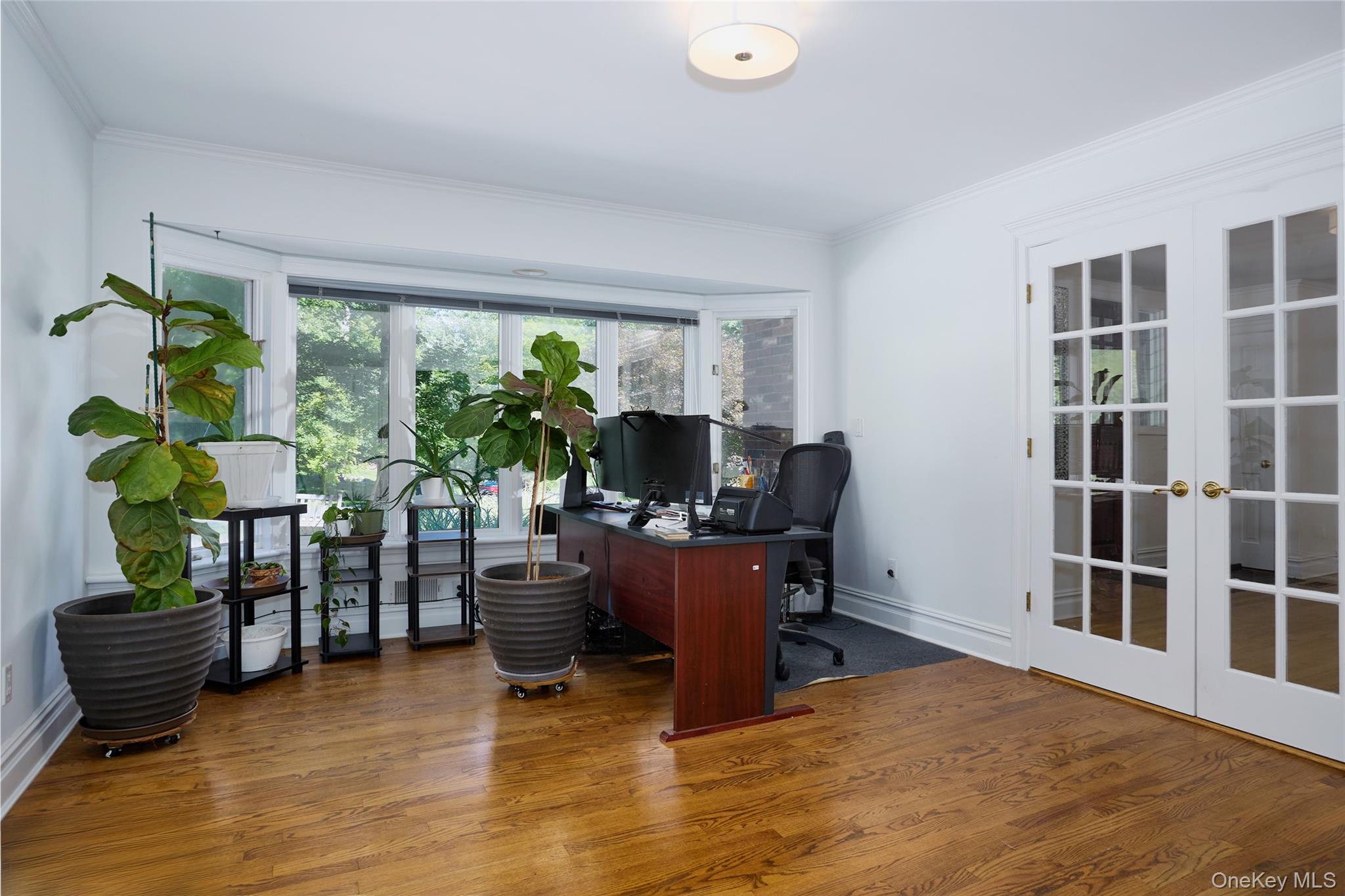 102 W Lake Road