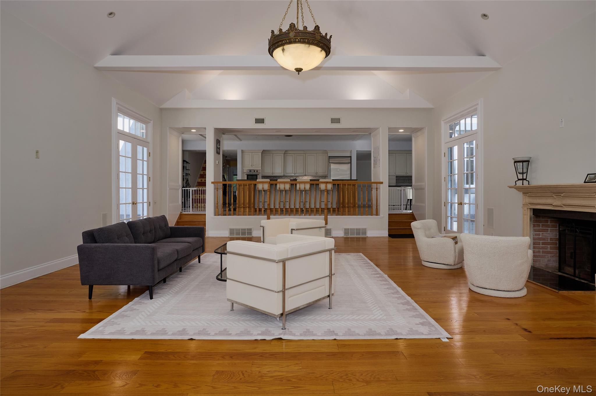 102 W Lake Road