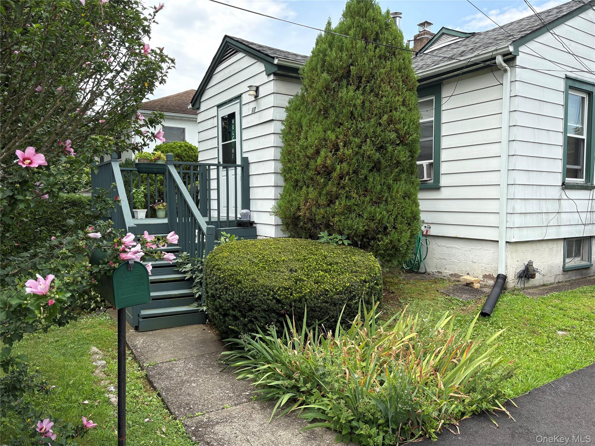 17 Sheridan Avenue