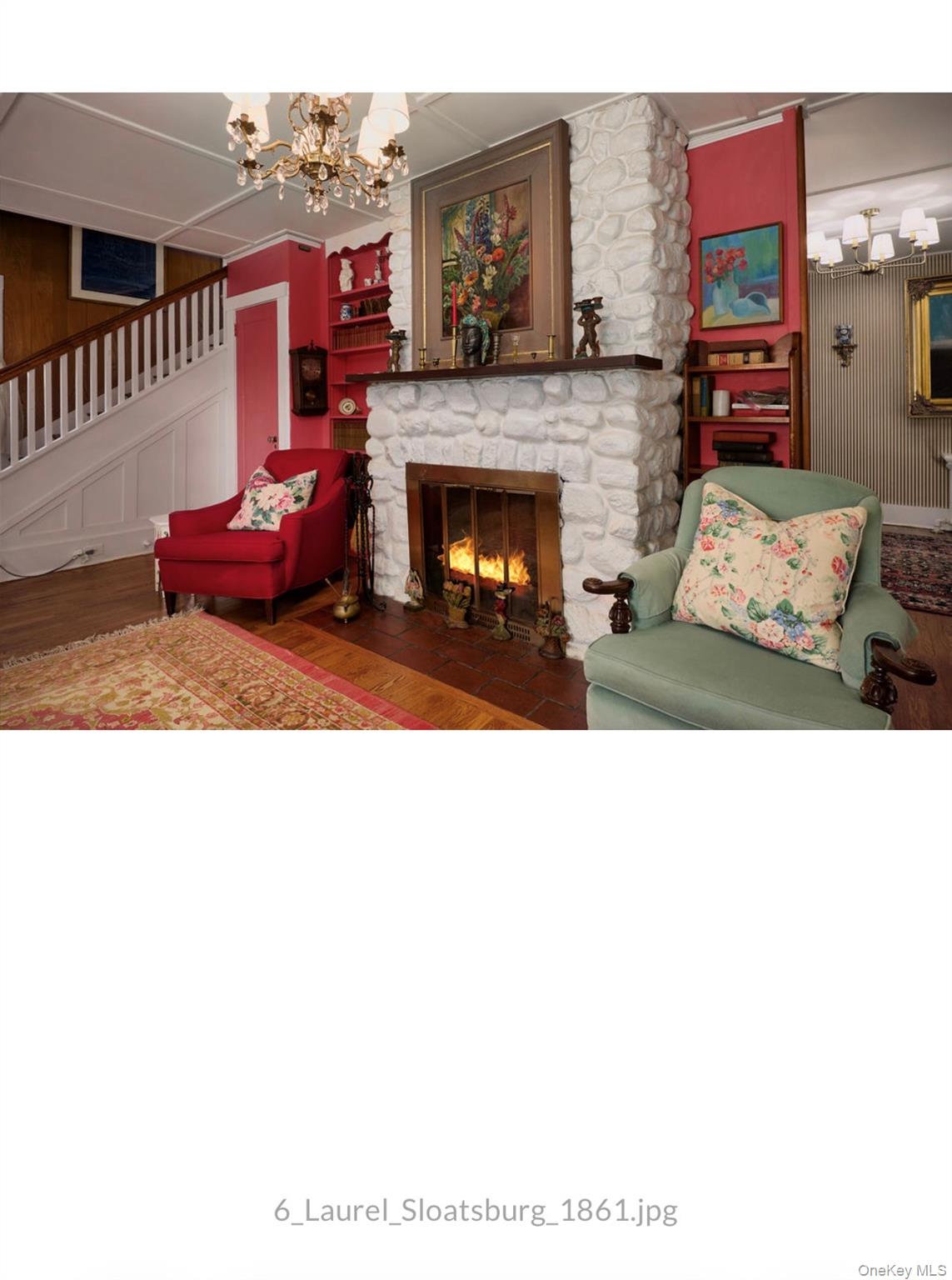 6 Laurel Road