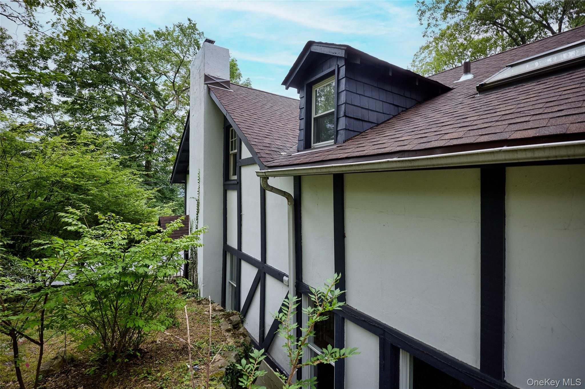 93 Circuit Road