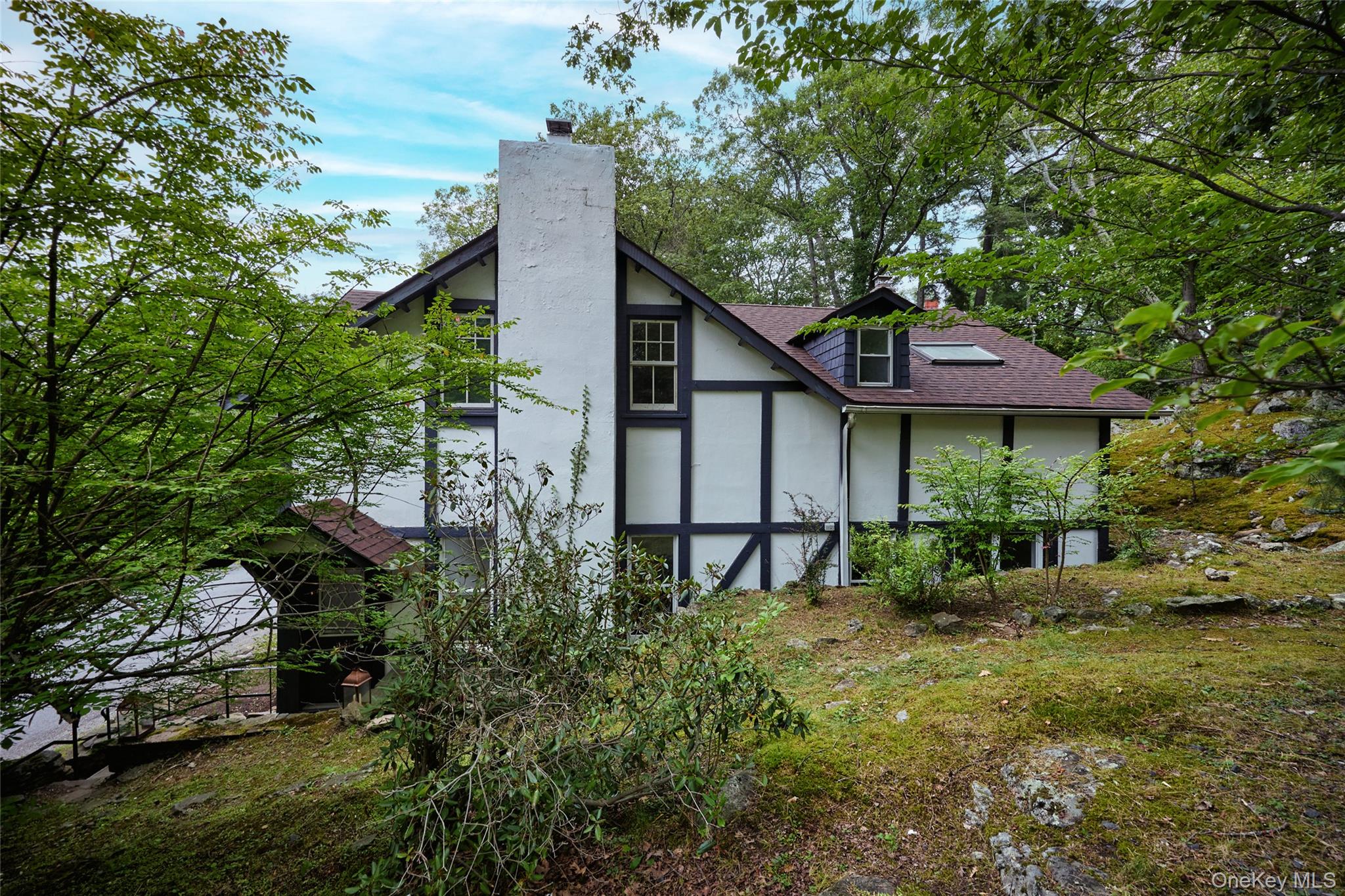 93 Circuit Road