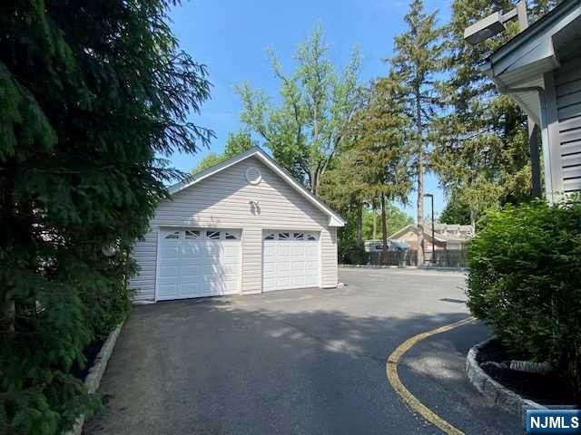 47 S Franklin Turnpike