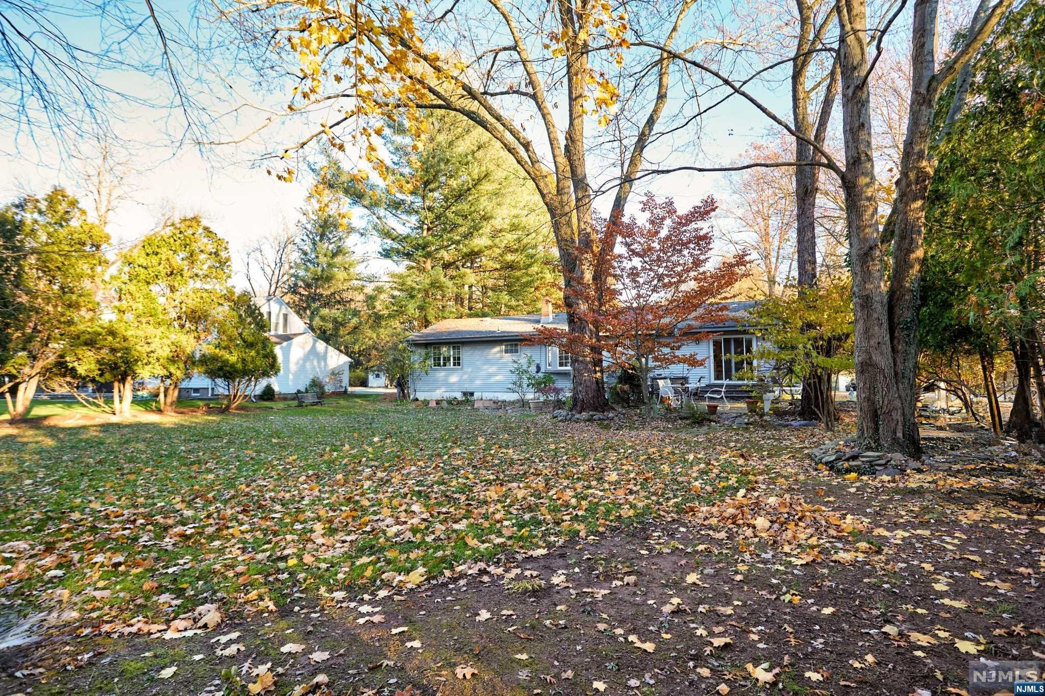 100 Pittis Avenue