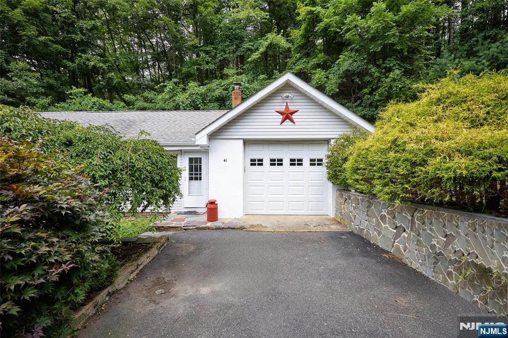 41 Sand Pond Road