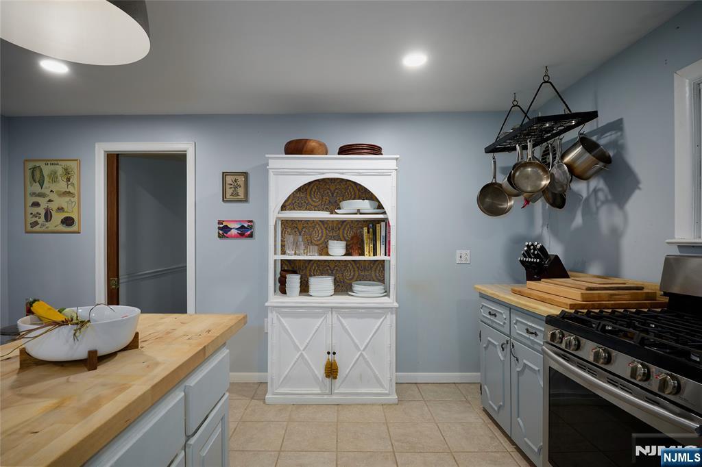 41 Sand Pond Road