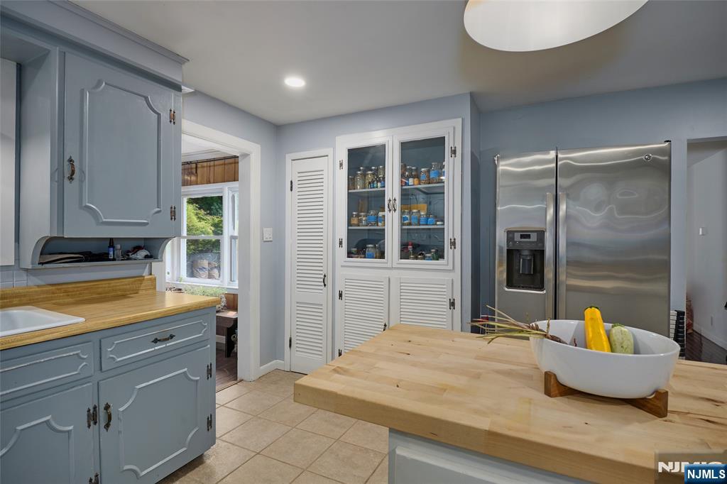 41 Sand Pond Road