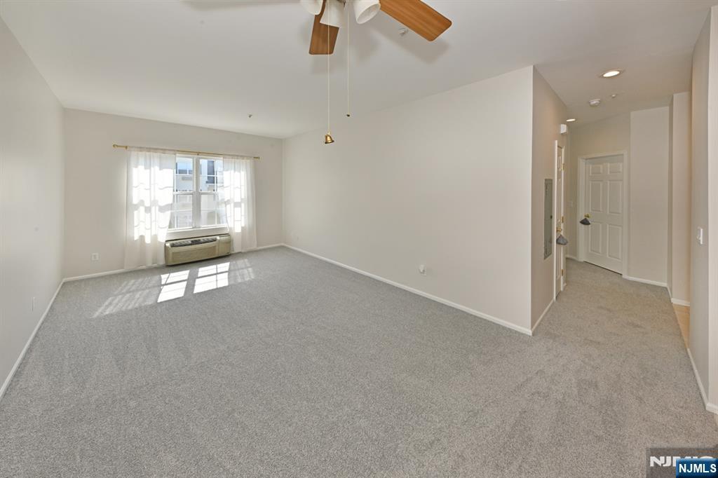 7414 Richmond Road 7414