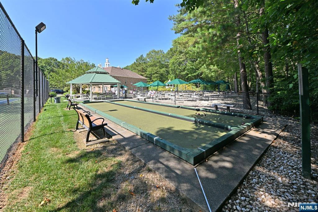 7414 Richmond Road 7414