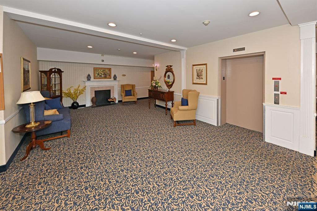 7414 Richmond Road 7414
