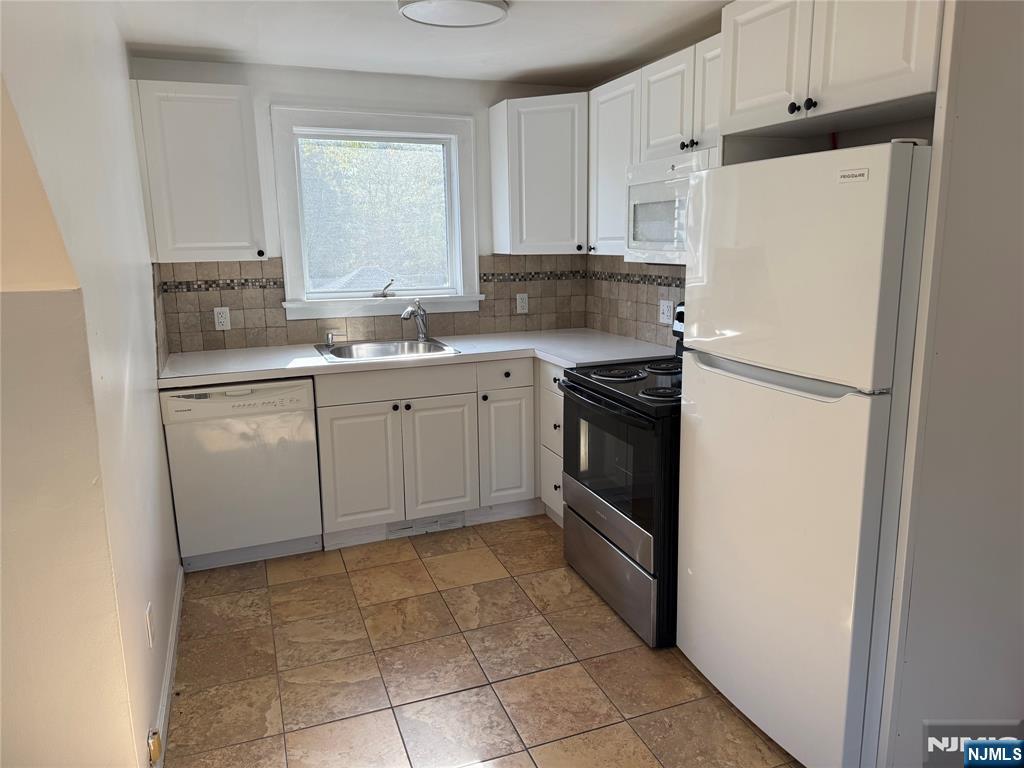 40 E Bayview
