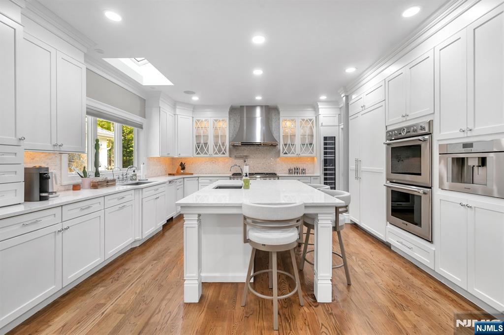 7 Brookside Drive