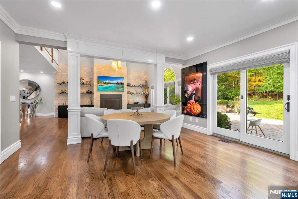 7 Brookside Drive