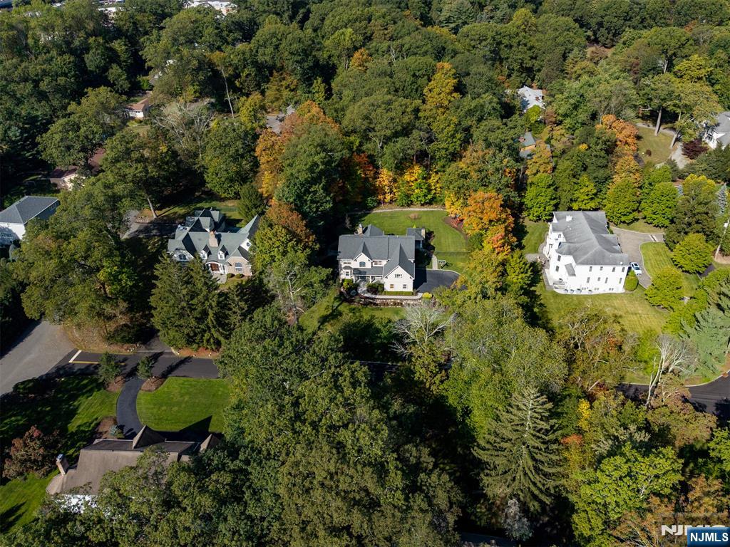 7 Brookside Drive