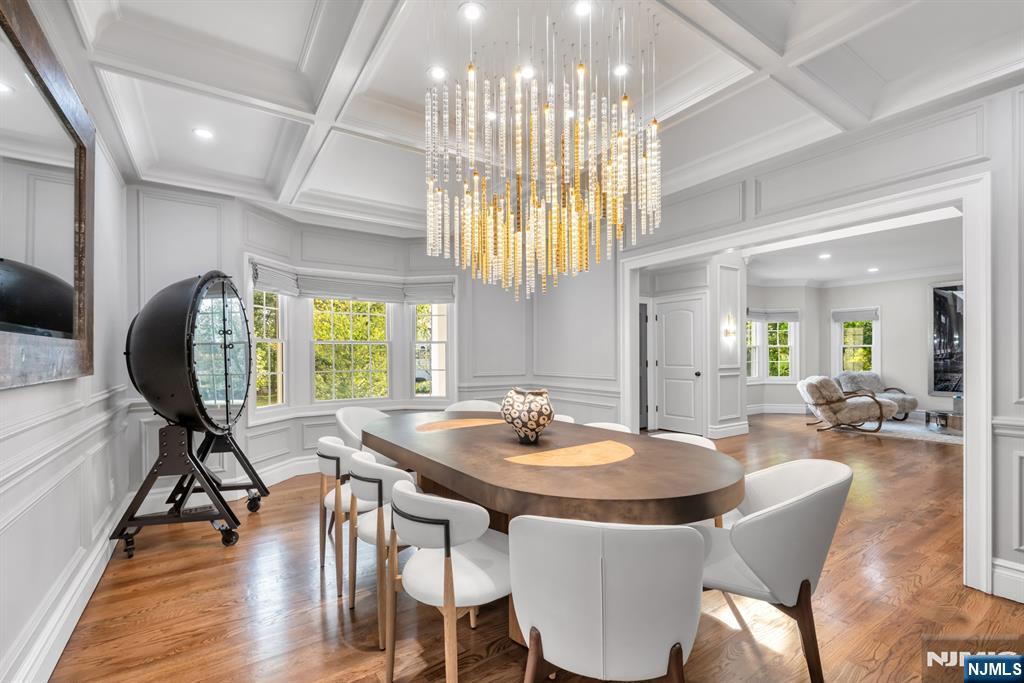7 Brookside Drive