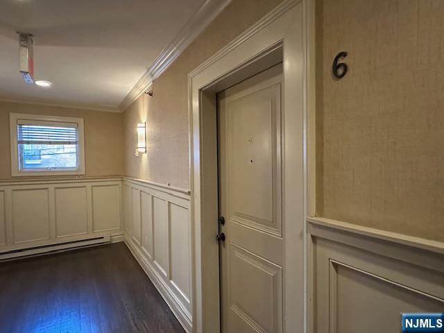 255 Laird Avenue 6