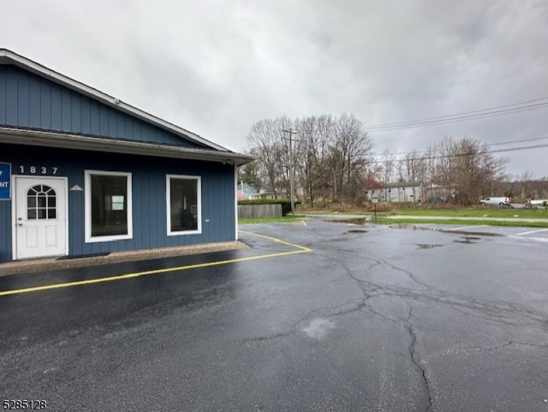 1837 Greenwood Lake Tpke