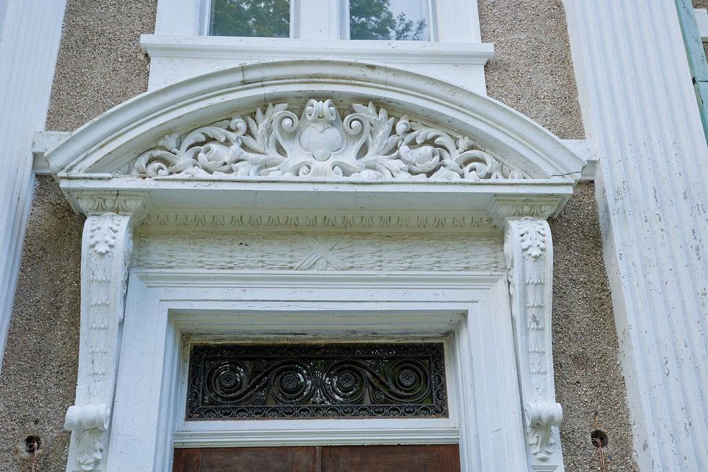 118 Tower Hill Road W