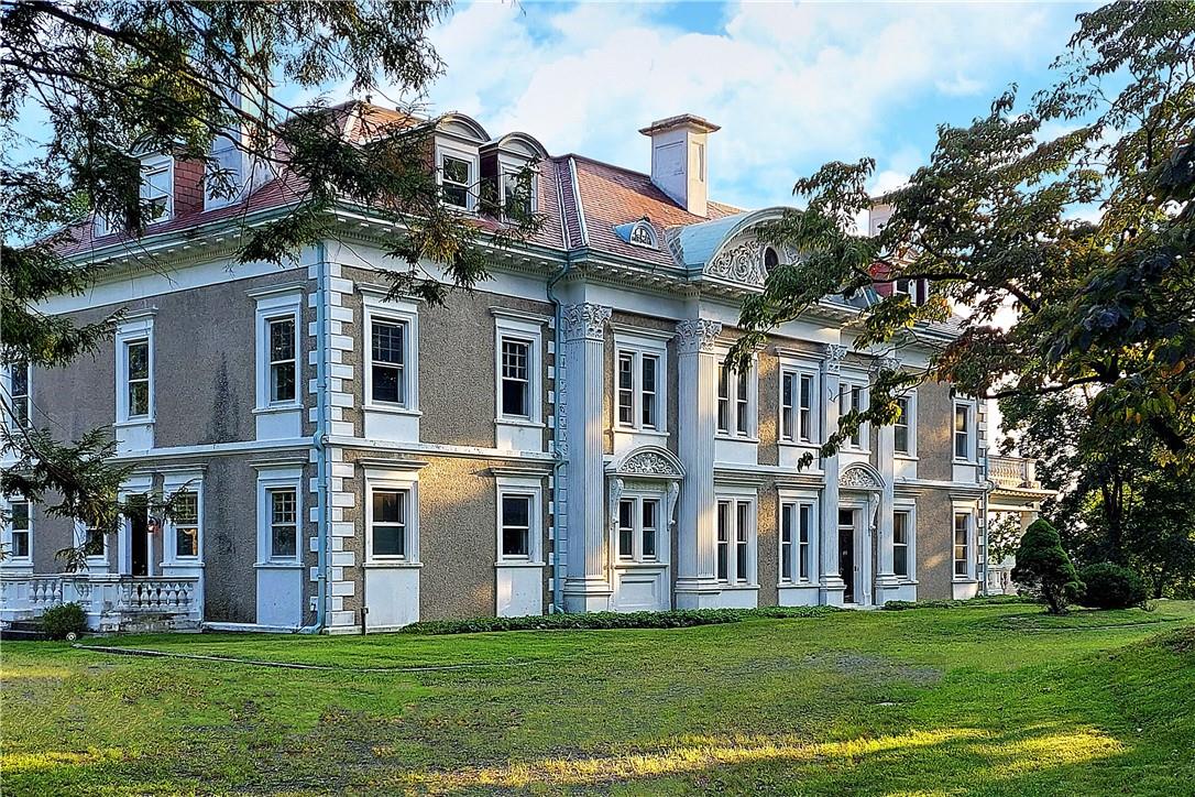 118 Tower Hill Road W