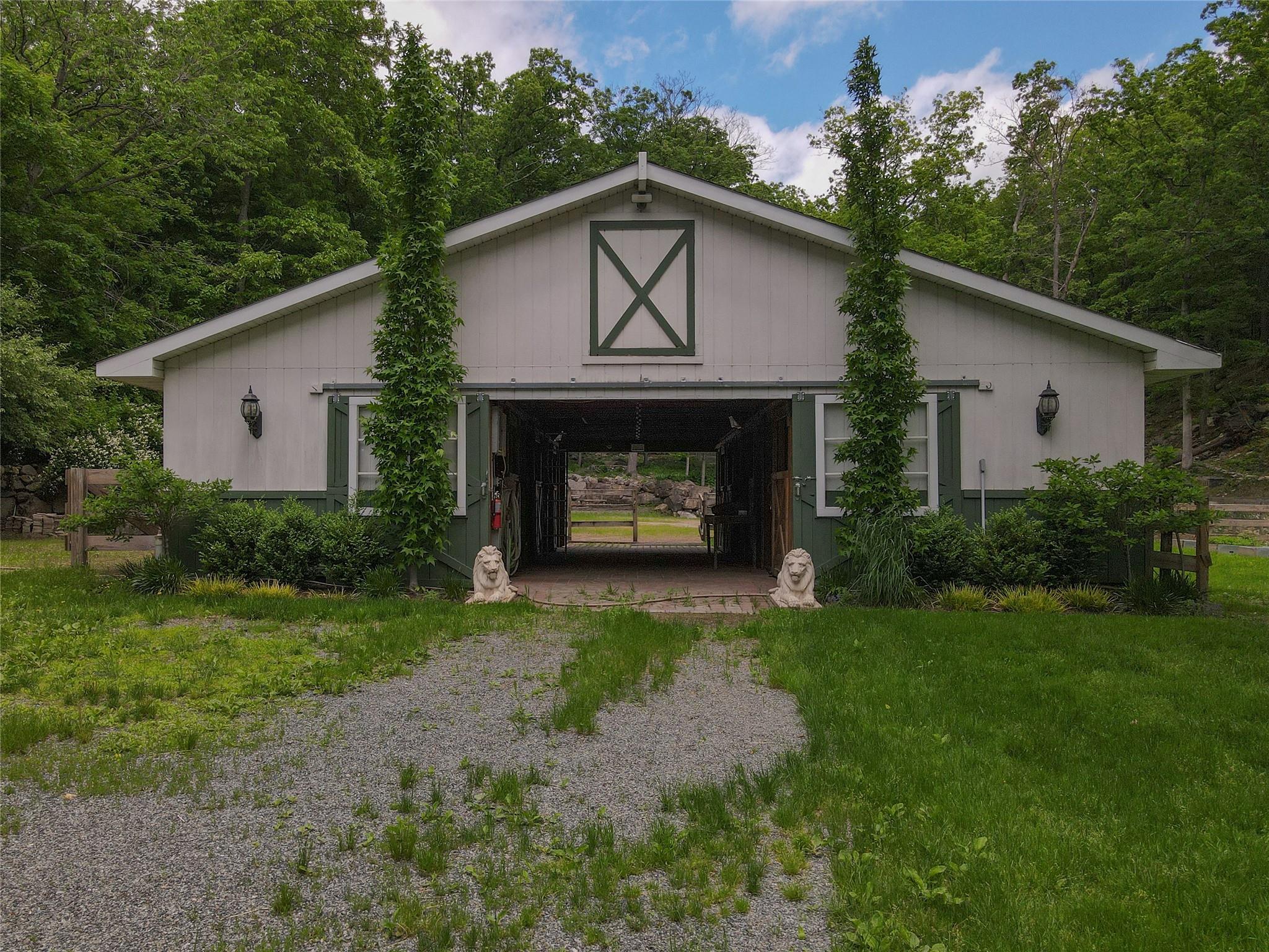 52 Eagle Valley Road