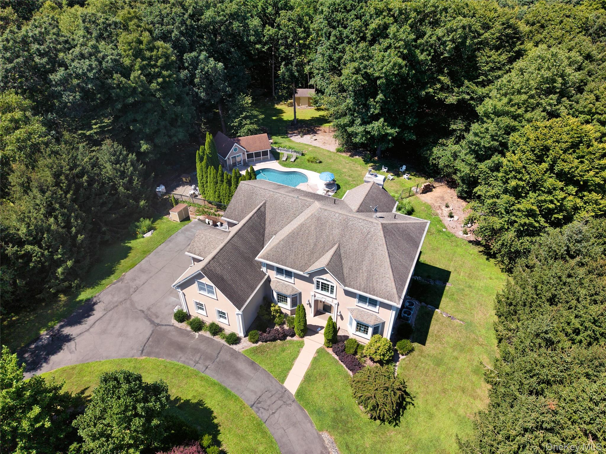 28 Heritage Court