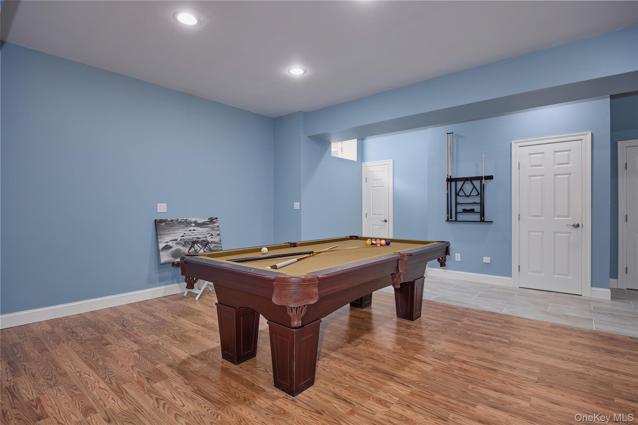 17 Constitution Court