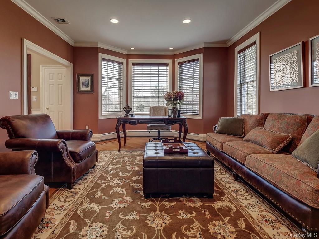 17 Constitution Court