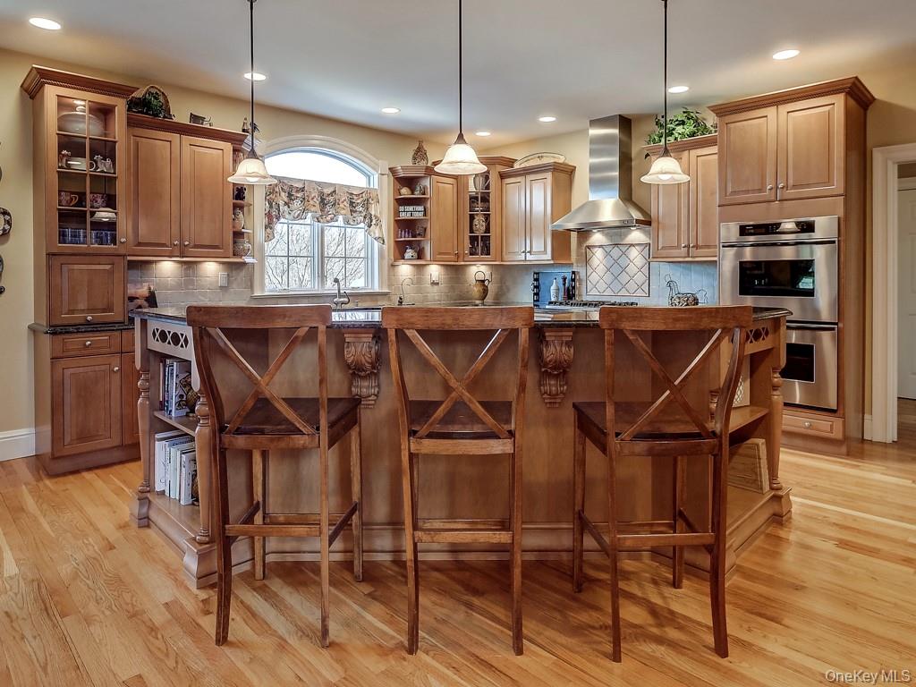 17 Constitution Court