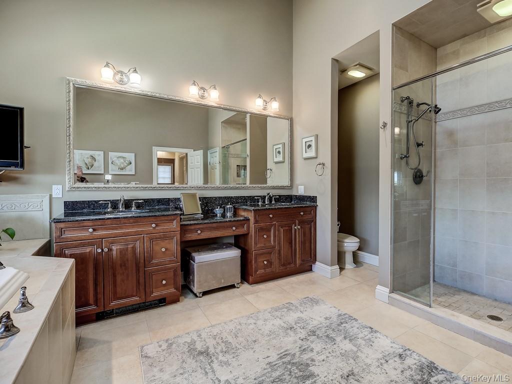 17 Constitution Court