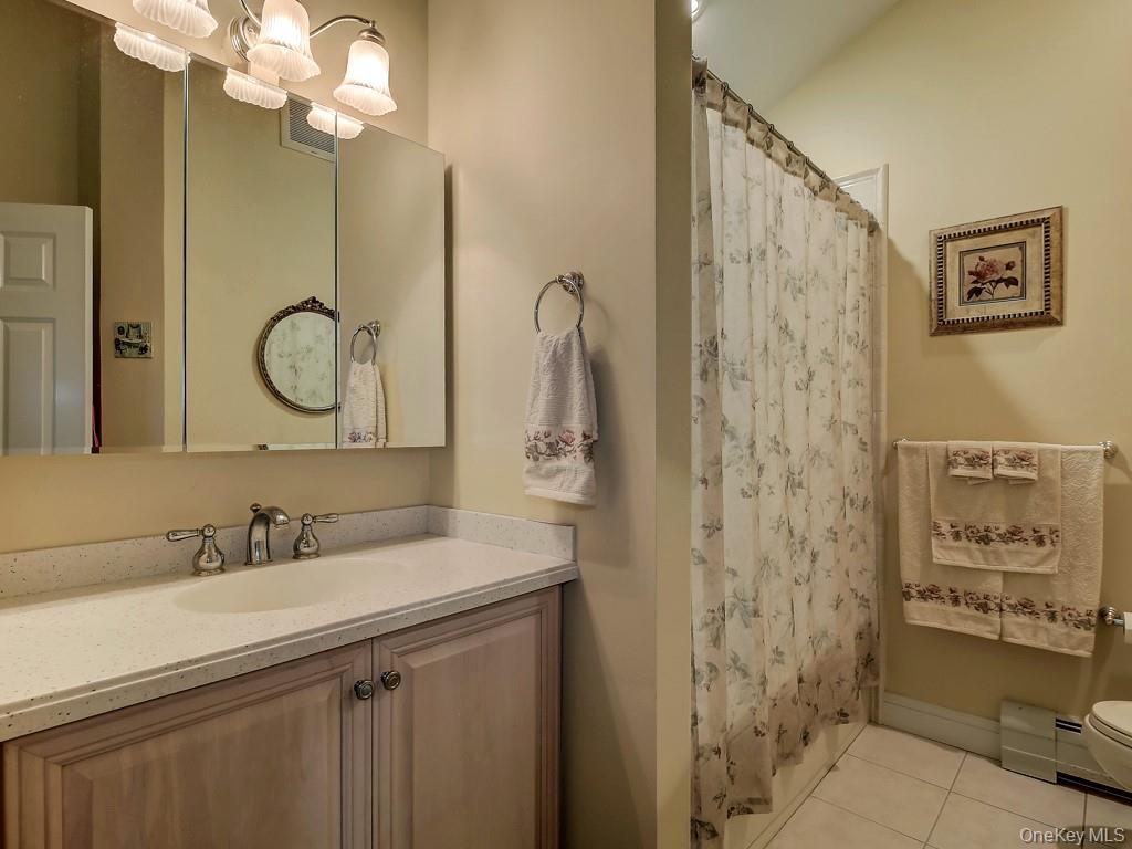 17 Constitution Court