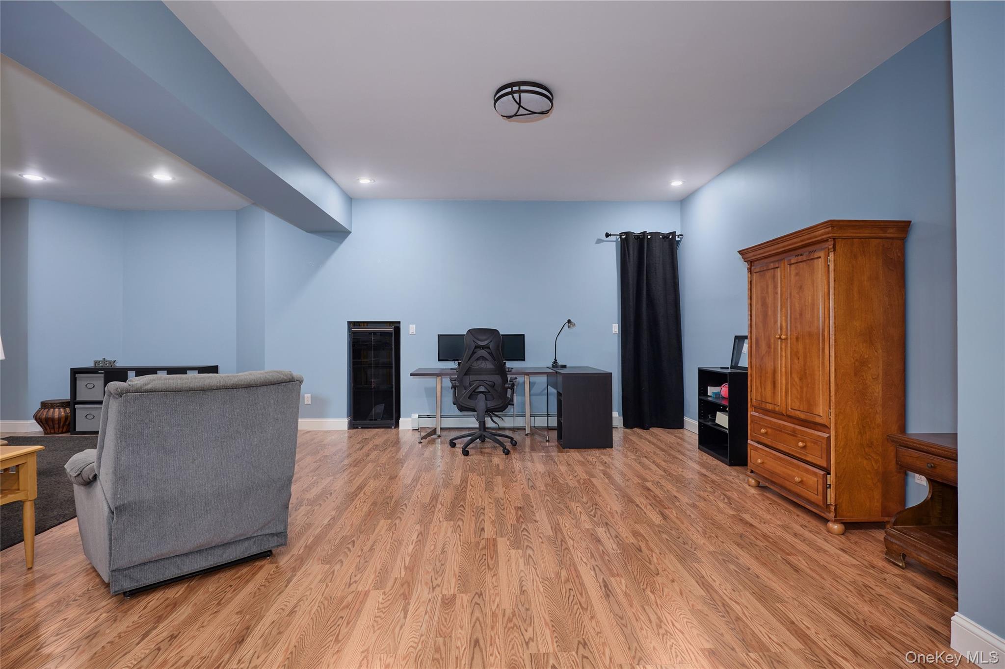 17 Constitution Court