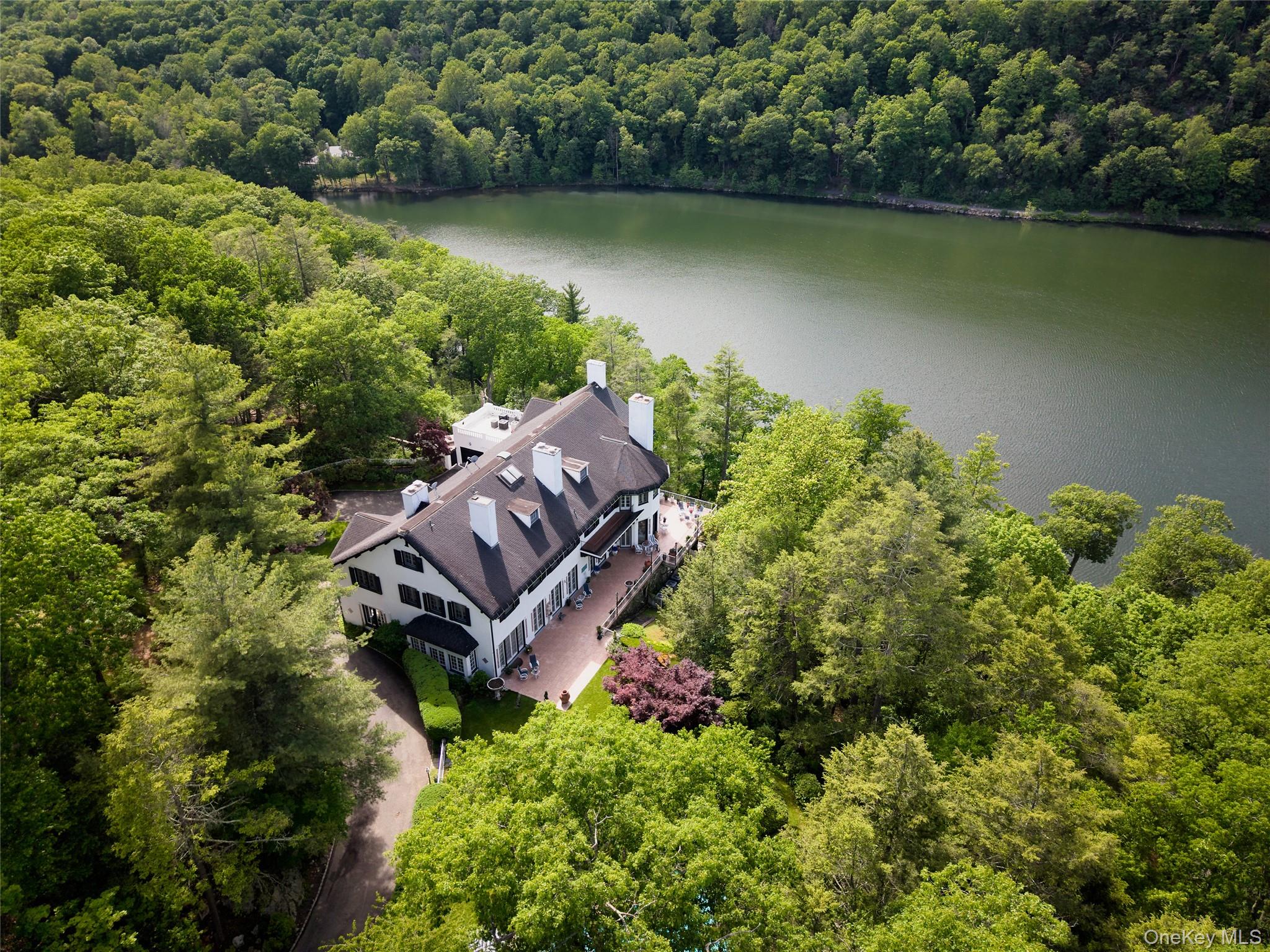 225 E Lake Road