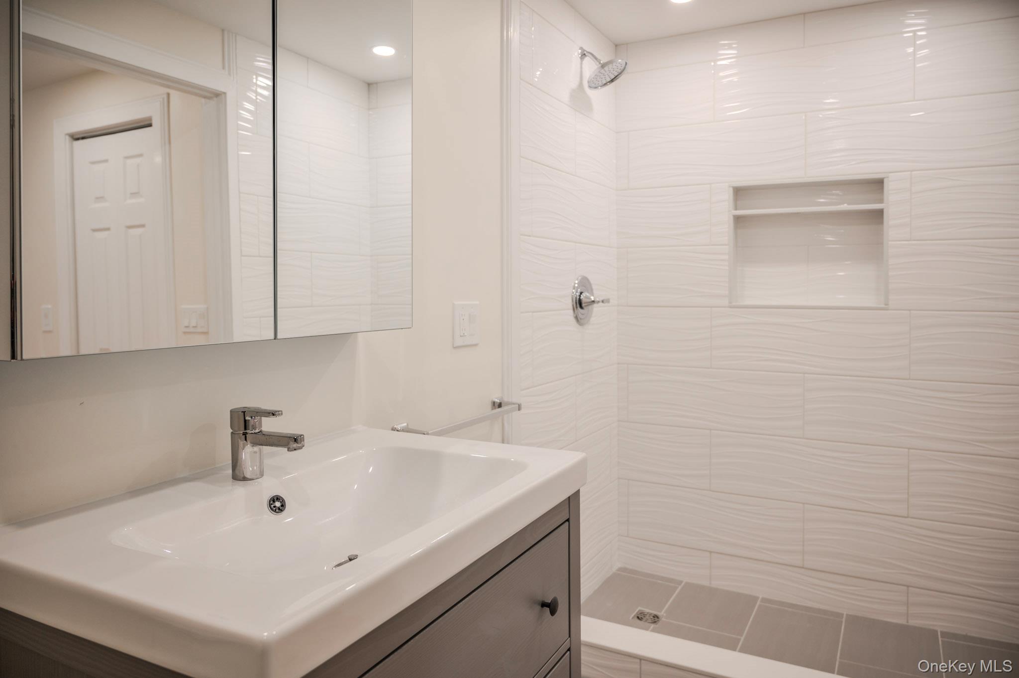 54 E Lake Stable Road