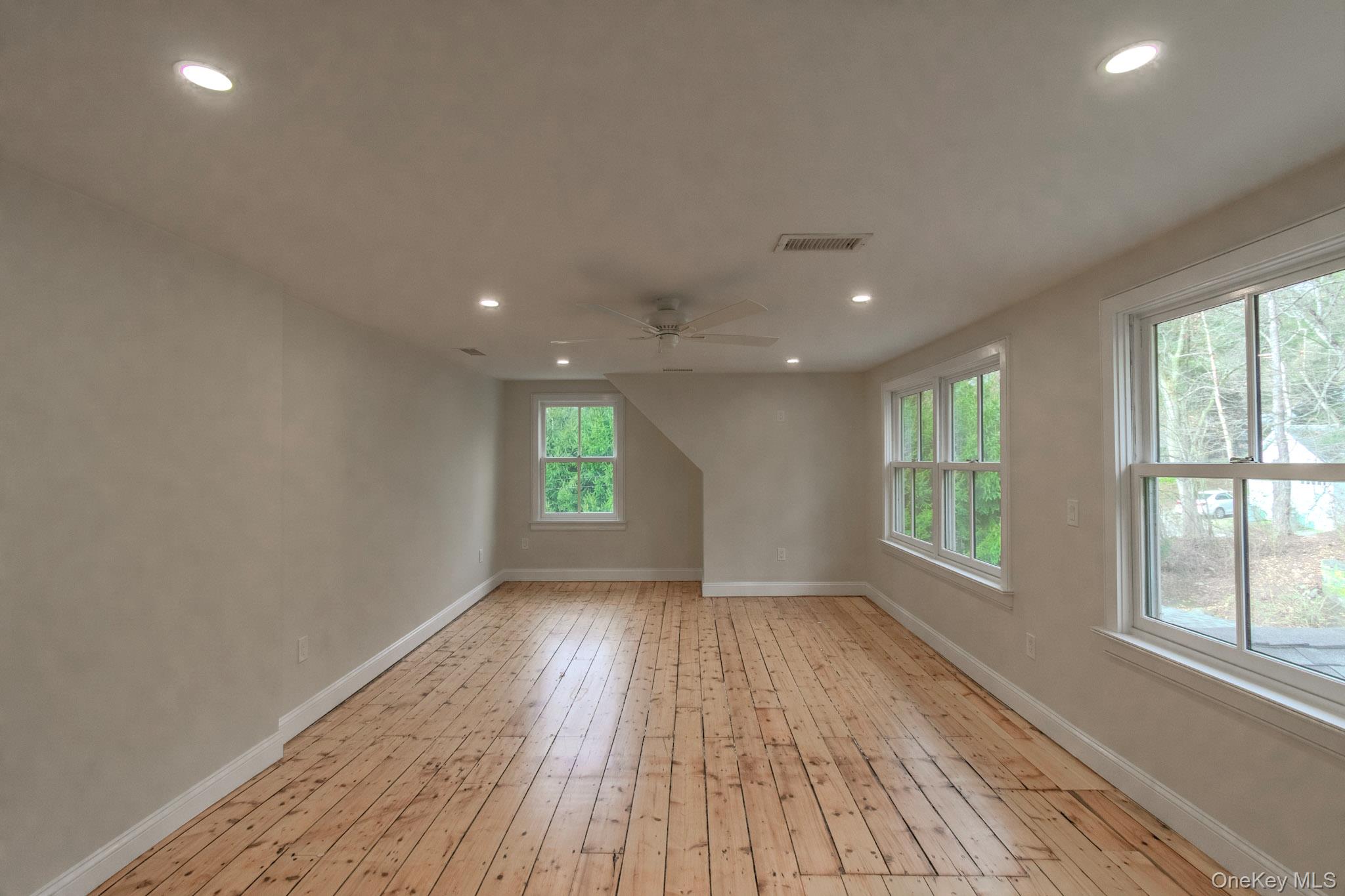 54 E Lake Stable Road