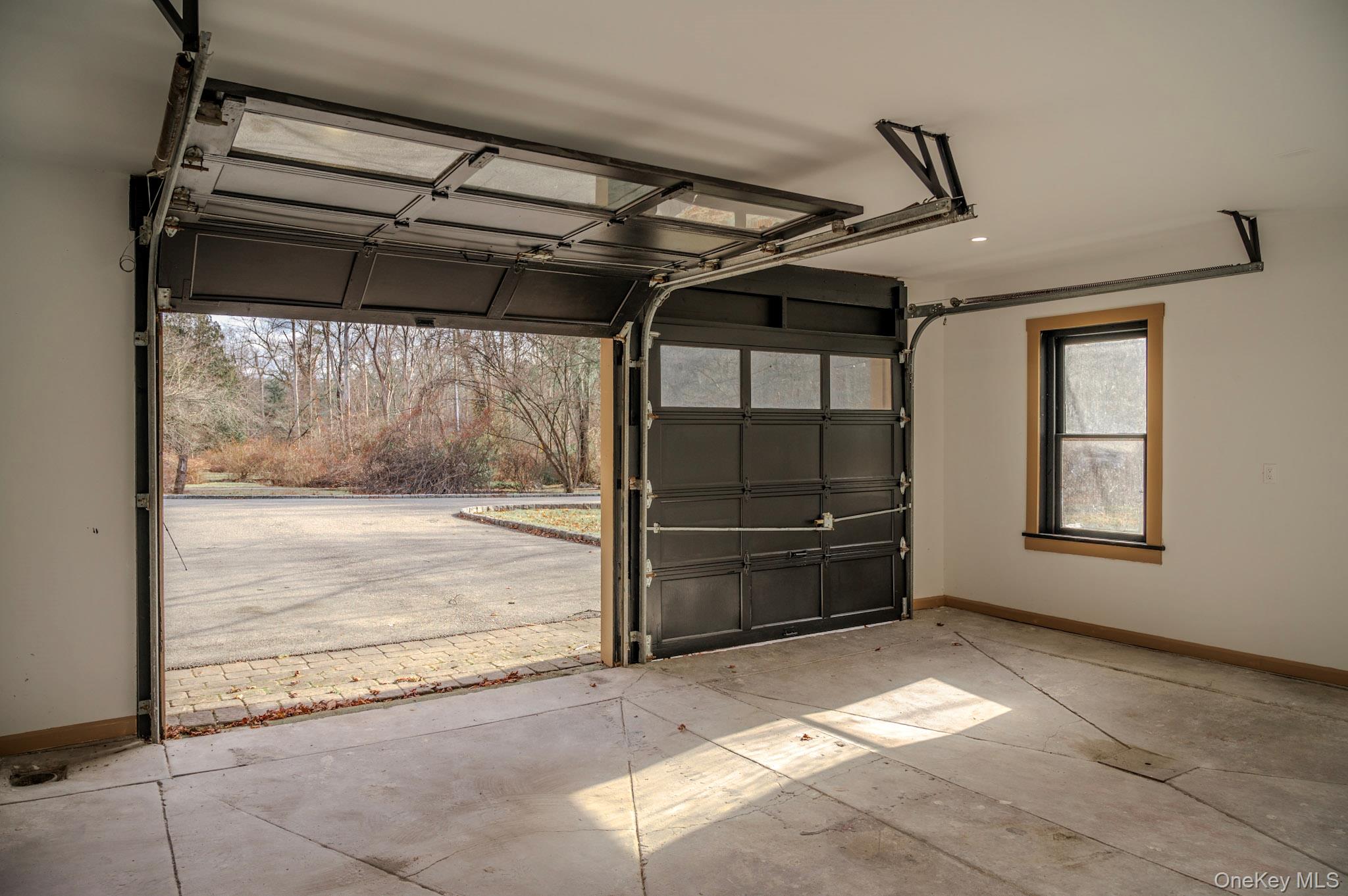 54 E Lake Stable Road